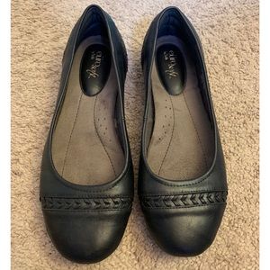 NWOT EuroSoft size 9 Ballet Flats